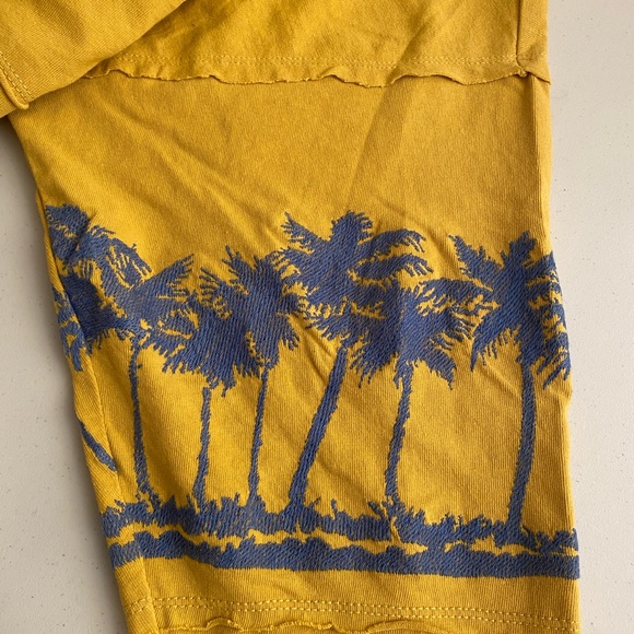 URBAN OUTFITTERS NWT Florida Men’s Long Sleeved Tee - Picture 10 of 12